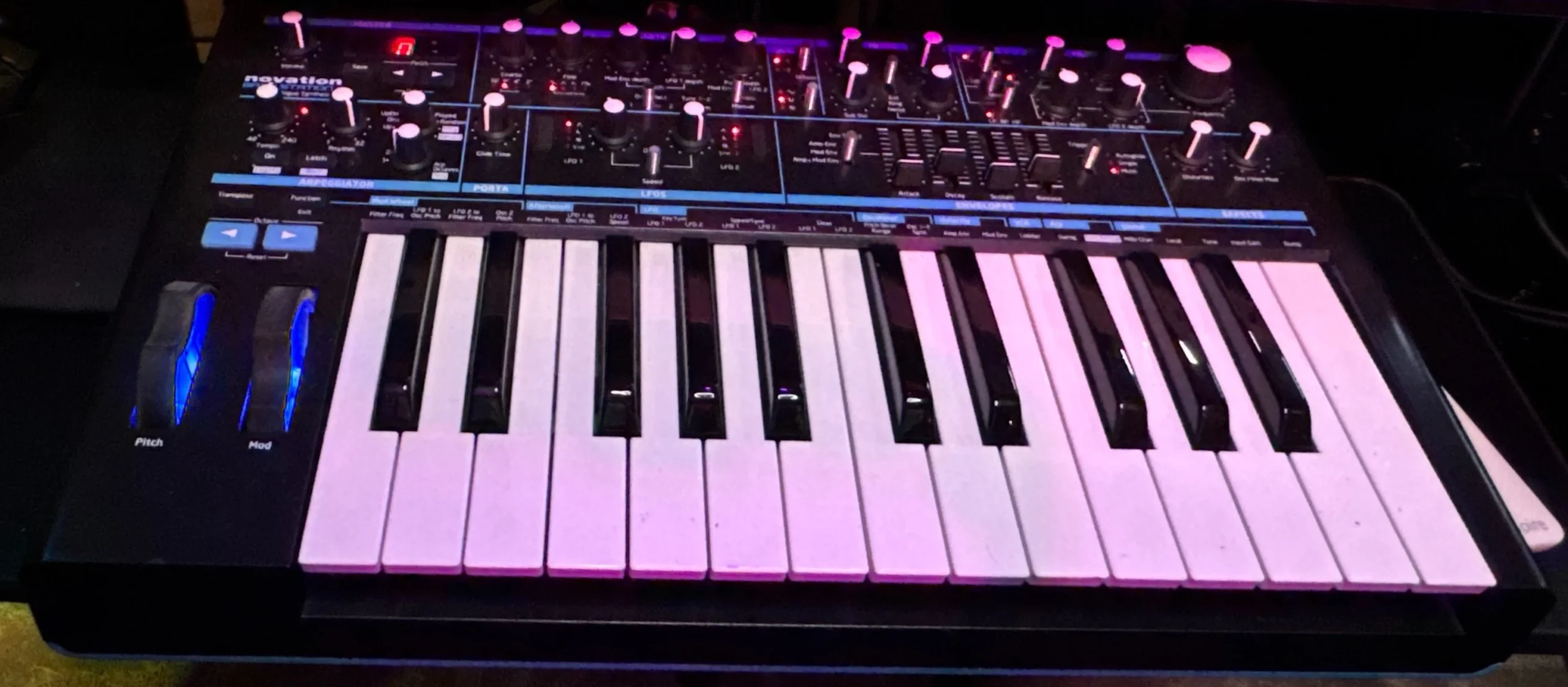 NovationBassStation 2-dressyn'studio-studioenregistrement-beziers