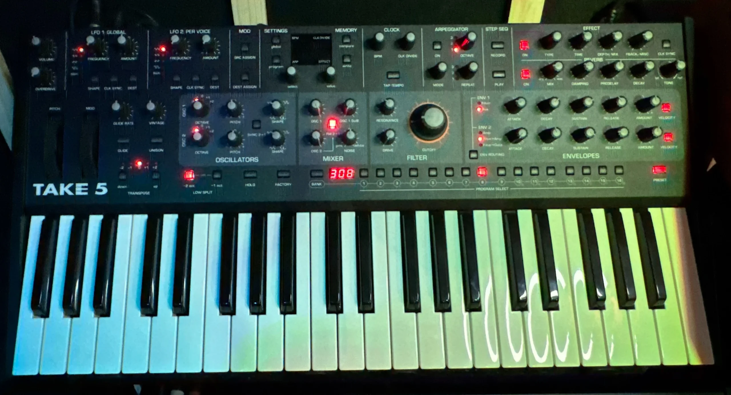 SequentialCircuit Take5-dressyn'studio-studioenregistrement-beziers